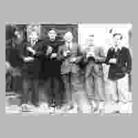 111-3079 Gruppenbild mit Studienrat Stoffert am 02.09.1936.jpg